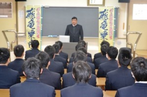 大中学年主任からも、温かく「頑張れ!」の言葉